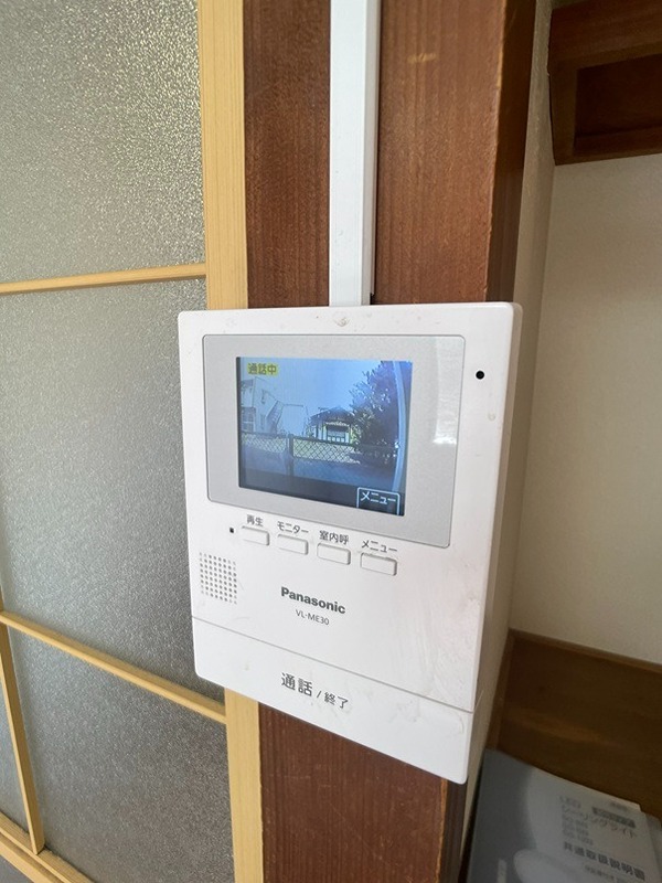 セキュリティ　急な来客にも安心のTVドアホンです♪