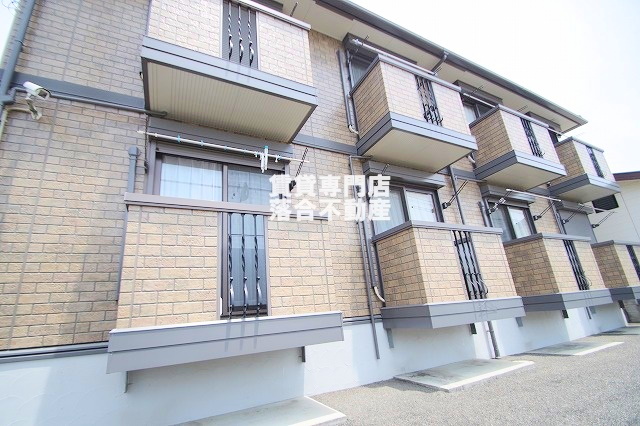 建物外観　2006年9月完成