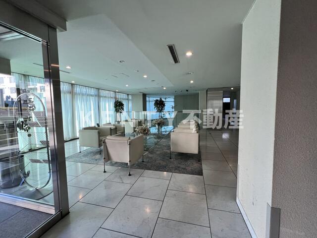 エントランス　毎日通るエントランスはこのようになっています