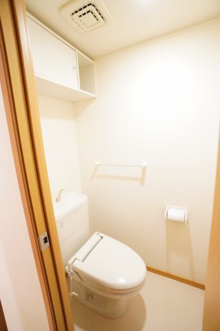 トイレ　※同物件・同タイプの写真です。