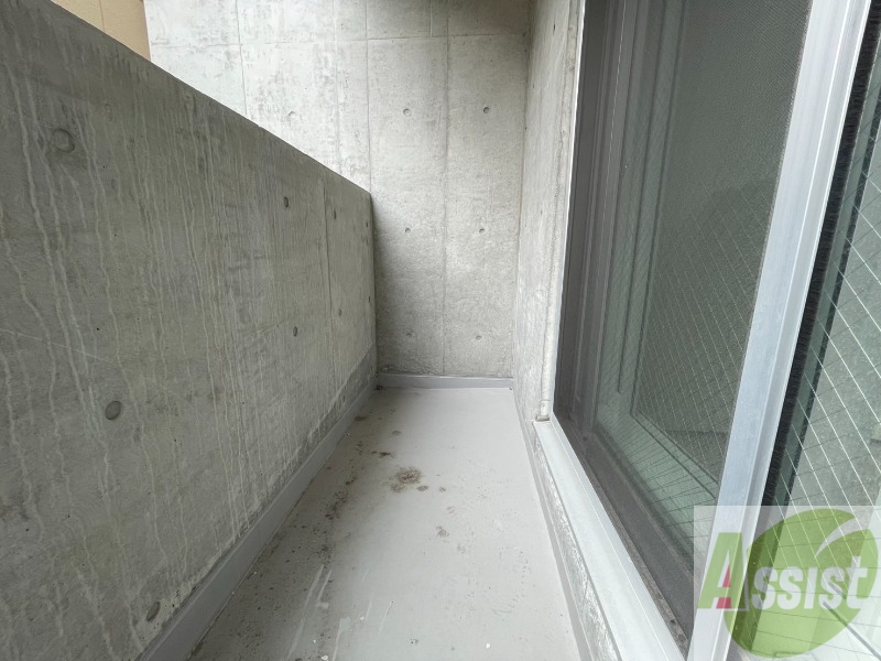 バルコニー　バルコニーです。洗濯物を干したり一息ついたりできますね！