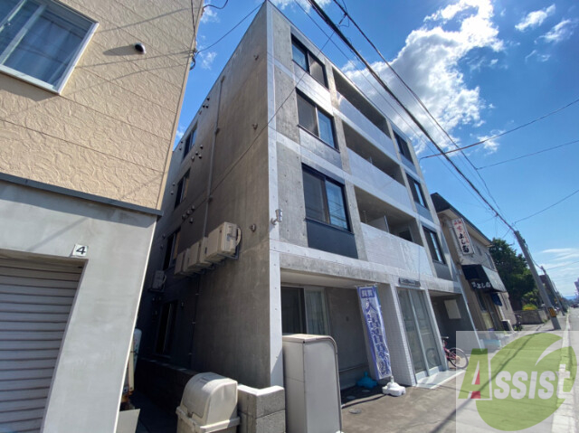 建物外観　札幌市中央区南２２条西「メニーズコート東屯田通」