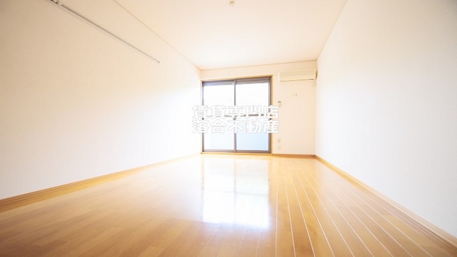 居室・リビング　明るくて使いやすいお部屋♪