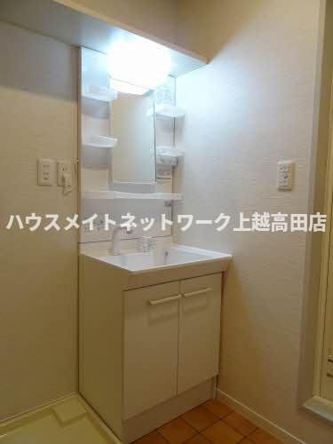 洗面設備　洗髪洗面化粧台