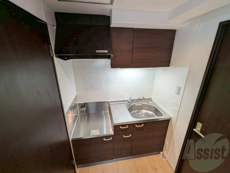 キッチン　こちらはキッチン。調理スペースもあり使いやすそうです。