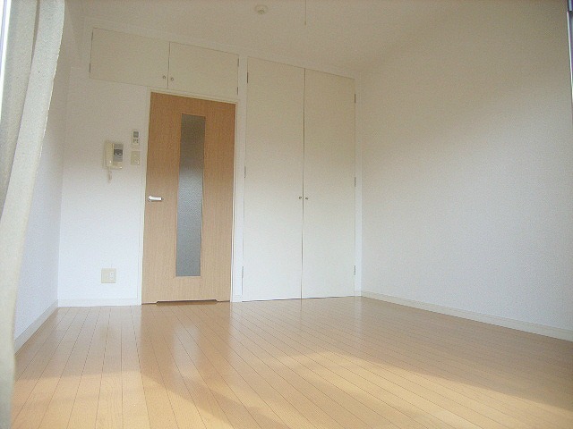 居室・リビング　別号室