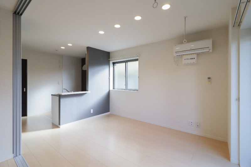 居室・リビング　図面と現状に相違がある場合には現状を優先