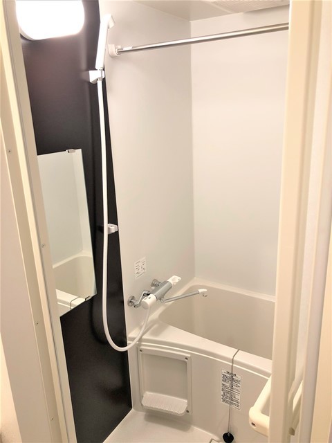 バス・シャワールーム　同仕様参考写真