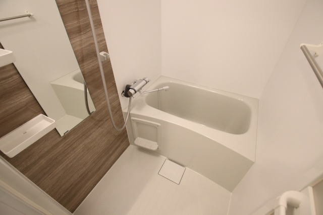 バス・シャワールーム　※別室の参考写真の為、現況優先です。