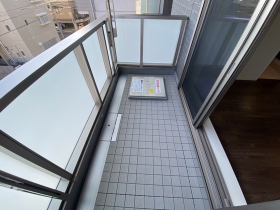 バルコニー　※別部屋の写真です