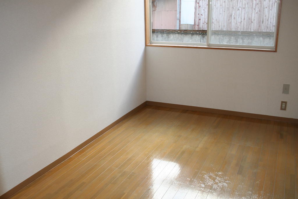 居室・リビング　日当たりの良いリビング