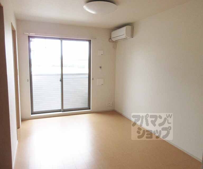 居室・リビング　とってもきれいなお部屋です・