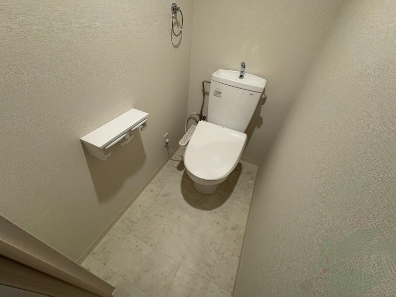 トイレ　トイレです。ウォシュレット付を探している方、おすすめです！
