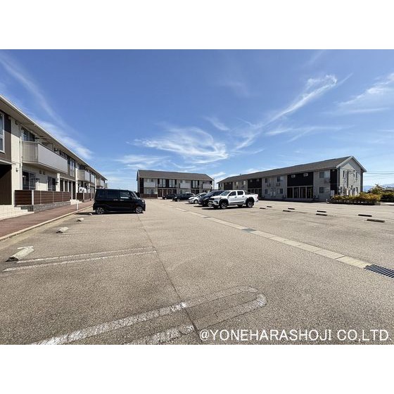 駐車場　融雪駐車場