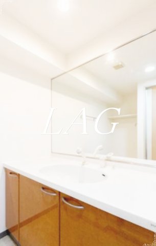 洗面設備　洗面台です。