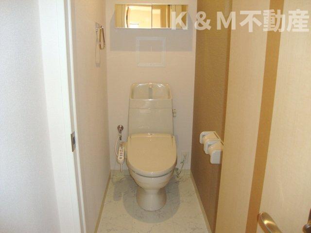 トイレ　清潔感のあるトイレです