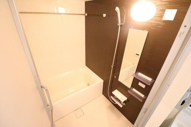 バス・シャワールーム　?