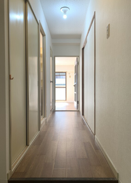 玄関　COSMO蓮井　玄関