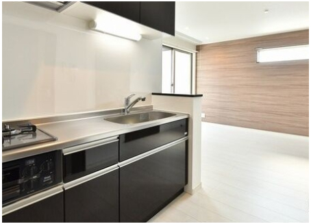 キッチン　コンパクトなキッチンで掃除もラクラク