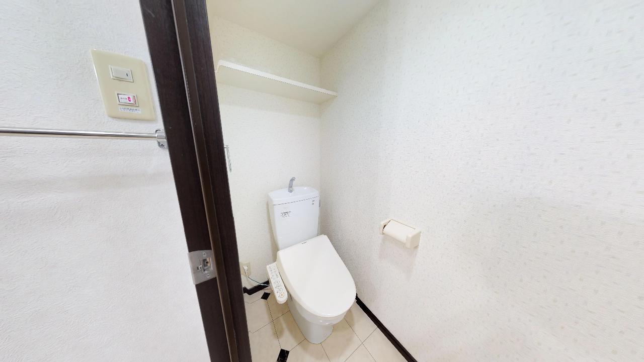 トイレ　トイレ