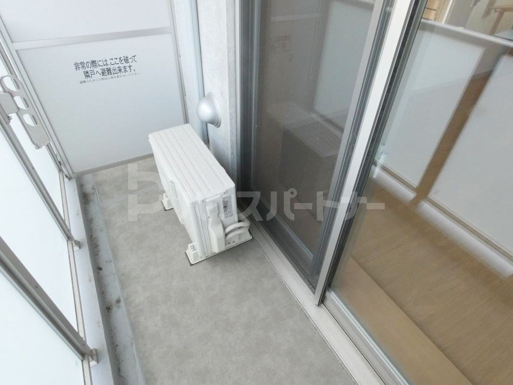 バルコニー　バルコニー