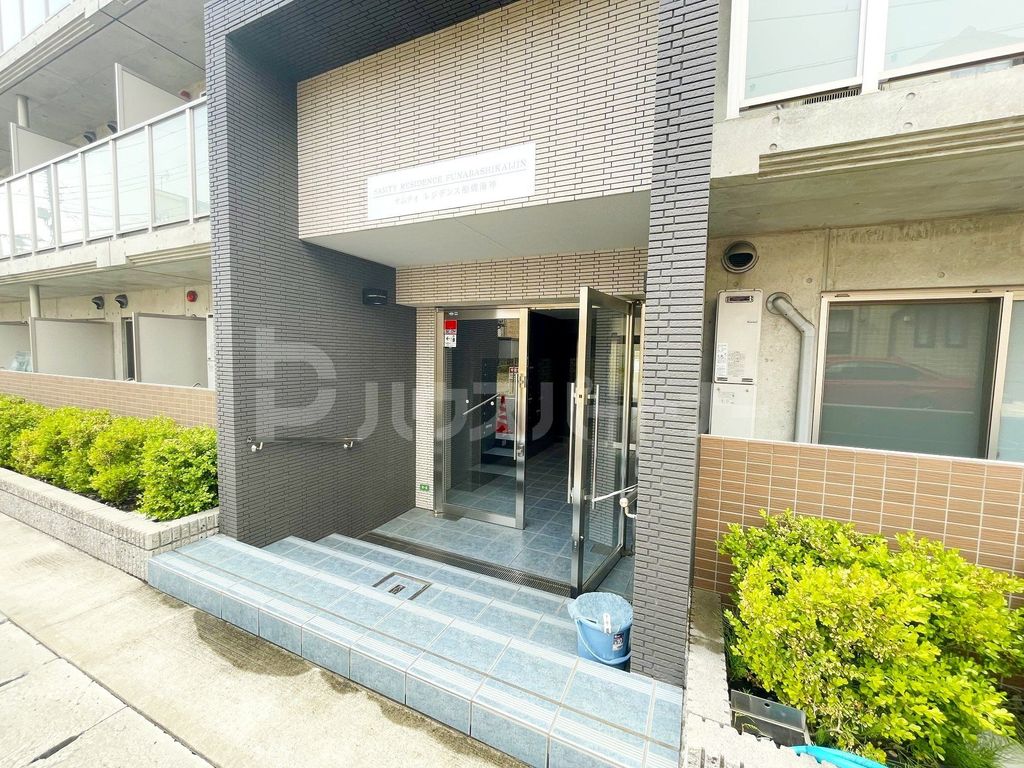 エントランス　エントランス