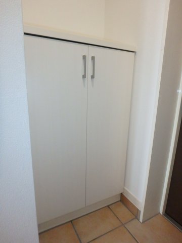 玄関　シューズボックスありでお気に入り靴もバッチリ収納できます☆