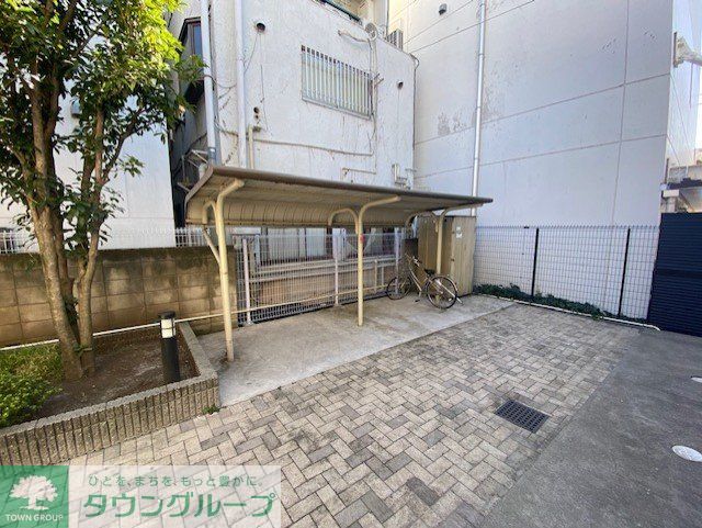 その他共有部分　駐輪場　自転車＆原付のみ駐輪可