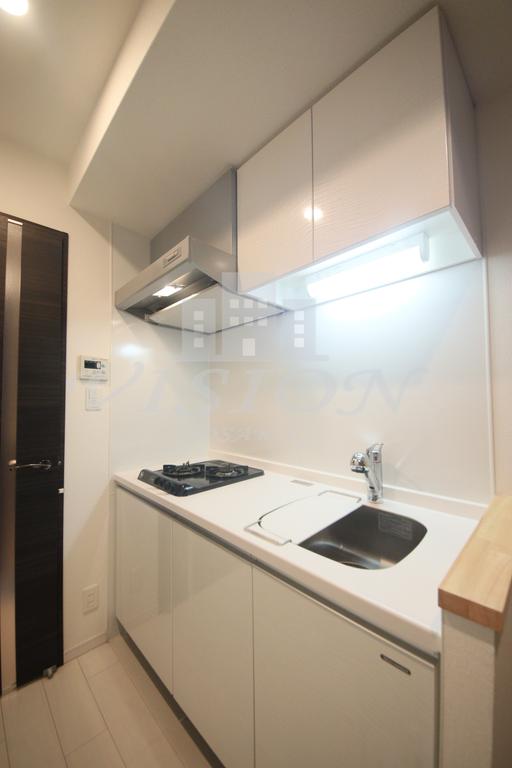 キッチン　別タイプのお部屋の写真になります。