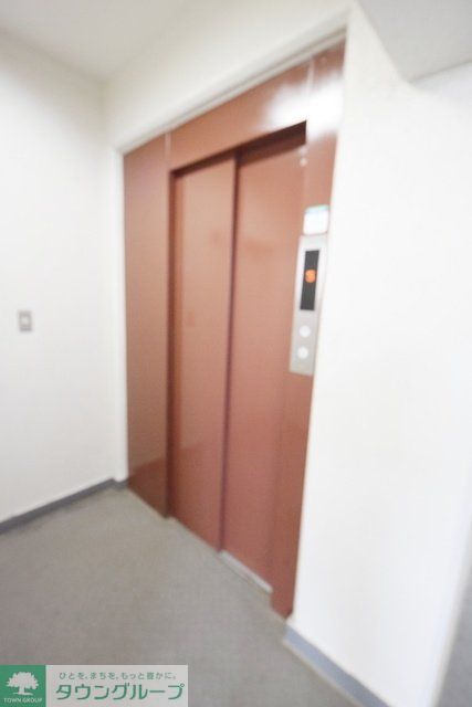 その他共有部分　★便利なエレベーター完備★