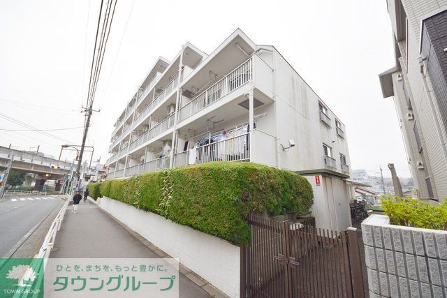 建物外観　★駅徒歩５分で便利です★