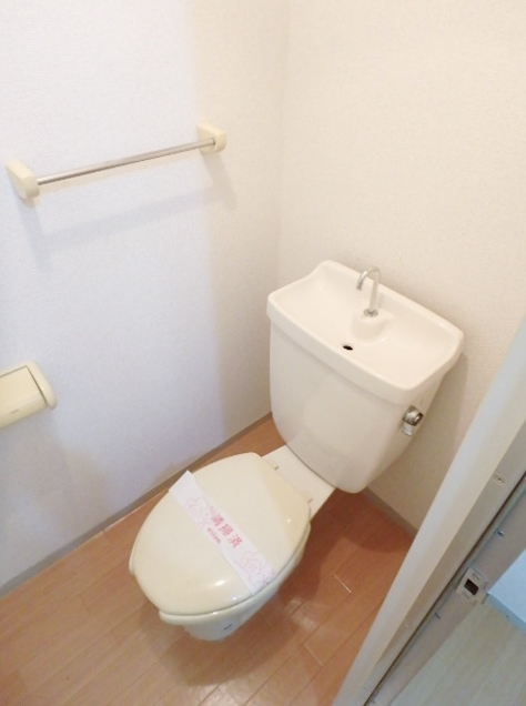 トイレ　トイレ