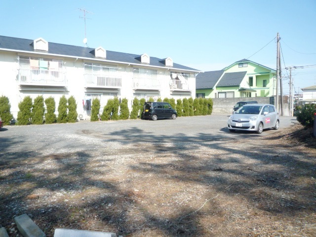 駐車場　敷地内駐車場（要空き確認）
