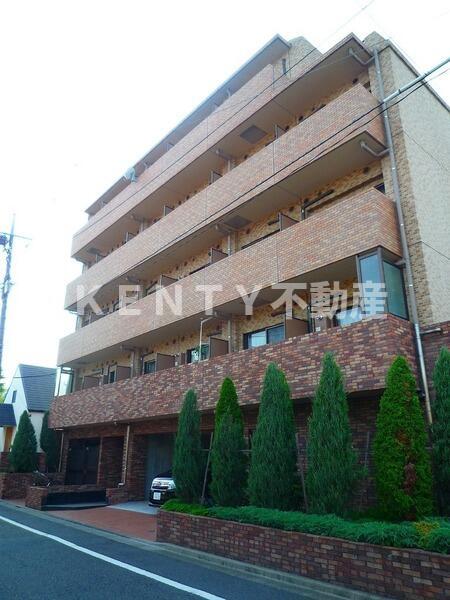 建物外観　外観は落ち着いています