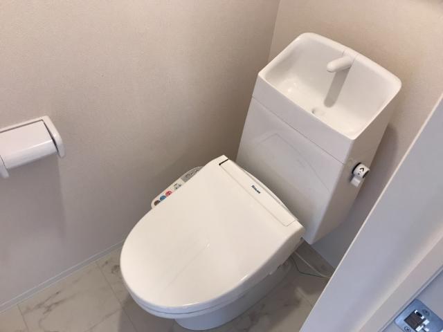 トイレ　シャワー付トイレ