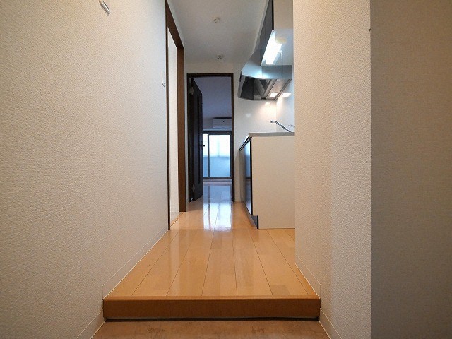 玄関　※同施工会社のイメージ写真※