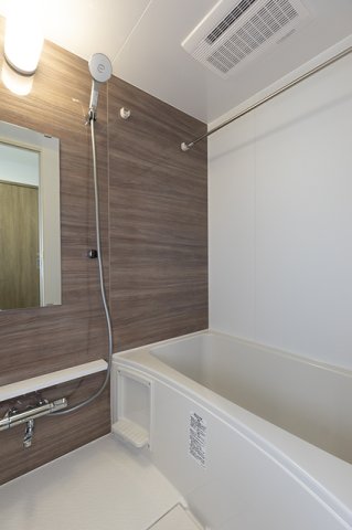バス・シャワールーム　※写真は同タイプ住戸です。