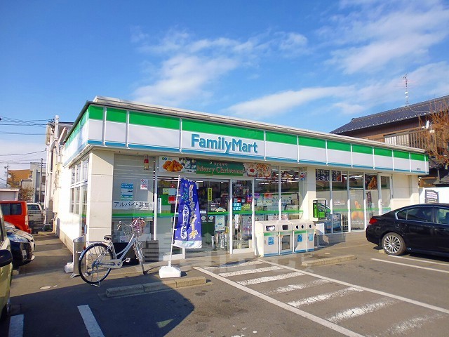 コンビニ　ファミリーマート　清須宮前（コンビニ）まで696m