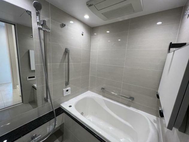 バス・シャワールーム　別部屋参考写真