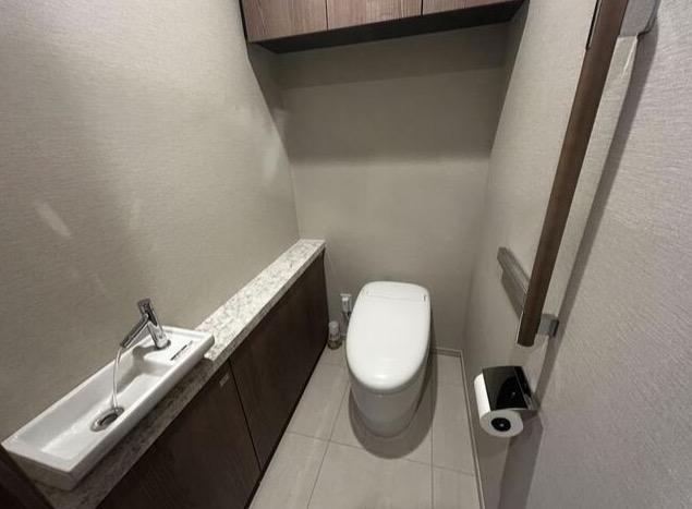 トイレ　別部屋参考写真