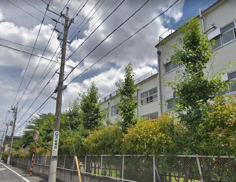 小学校　花畑西小学校（小学校）まで350m