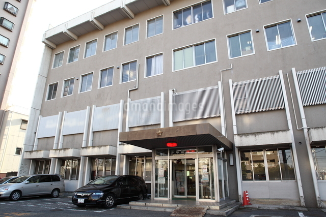 警察署・交番　多摩警察署（警察署・交番）まで380m