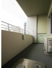 バルコニー　落ち着いた時間を過ごせるバルコニーです