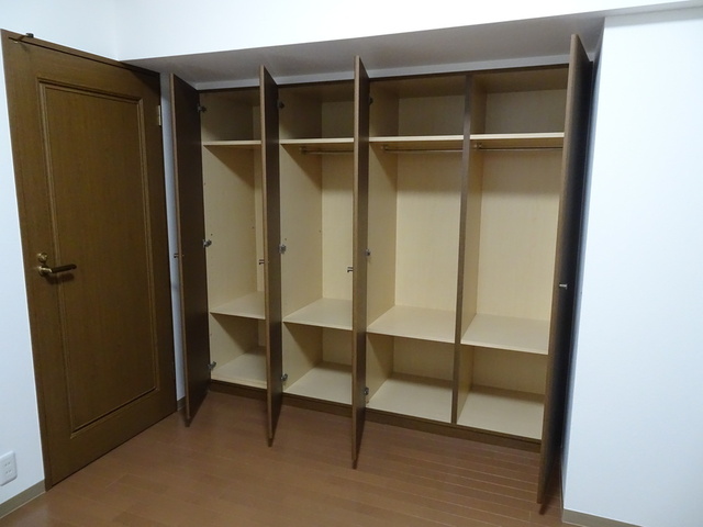 収納　クローゼット　＊前回募集時の写真です