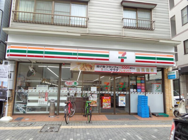コンビニ　セブンイレブン博多奈良屋店（コンビニ）まで94m