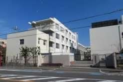 中学校　東大阪市立布施中学校（中学校）まで640m