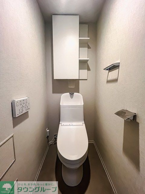 トイレ　※写真は同タイプ住戸です。