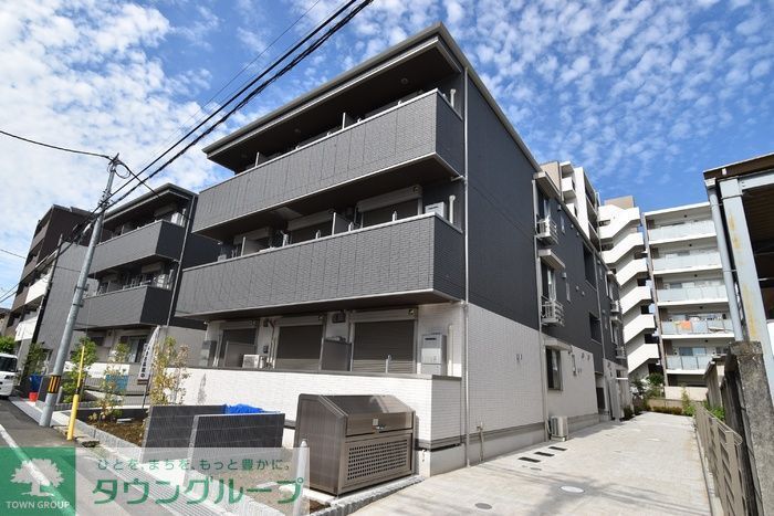 建物外観　★お部屋探しはタウンハウジング高幡不動店まで★