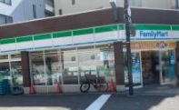 コンビニ　ファミリーマート天王寺堀越町店（コンビニ）まで120m