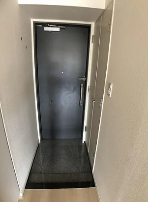 玄関　別タイプ部屋　参考写真です